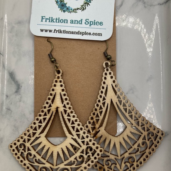 Textured Wood Dangle Earrings. - Picture 3 of 6